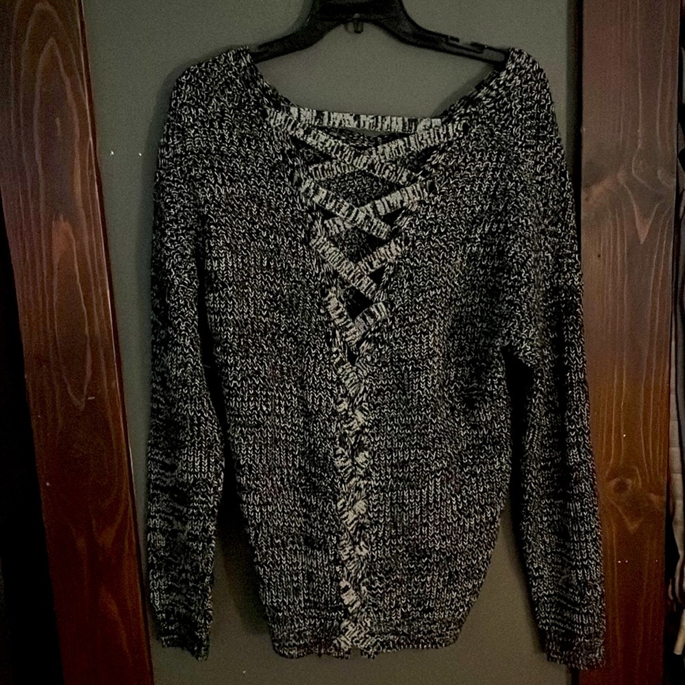 Crisscrossed back sweater